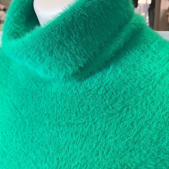 NWT Halogen Fuzzy Super Soft Turtleneck Pullover/ Sweater size M Green - Picture 7 of 9